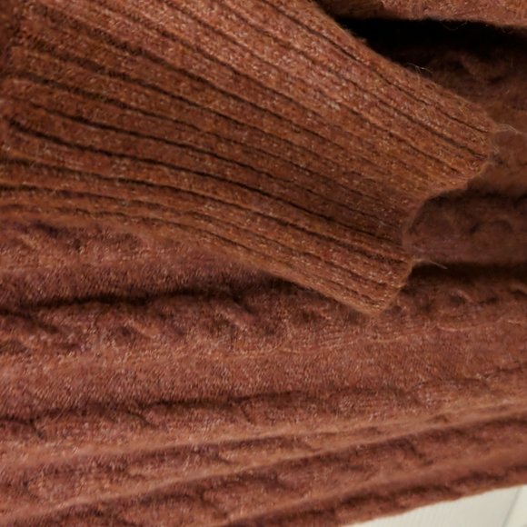 NWOT PINK ROSE - Picture 7 of 8